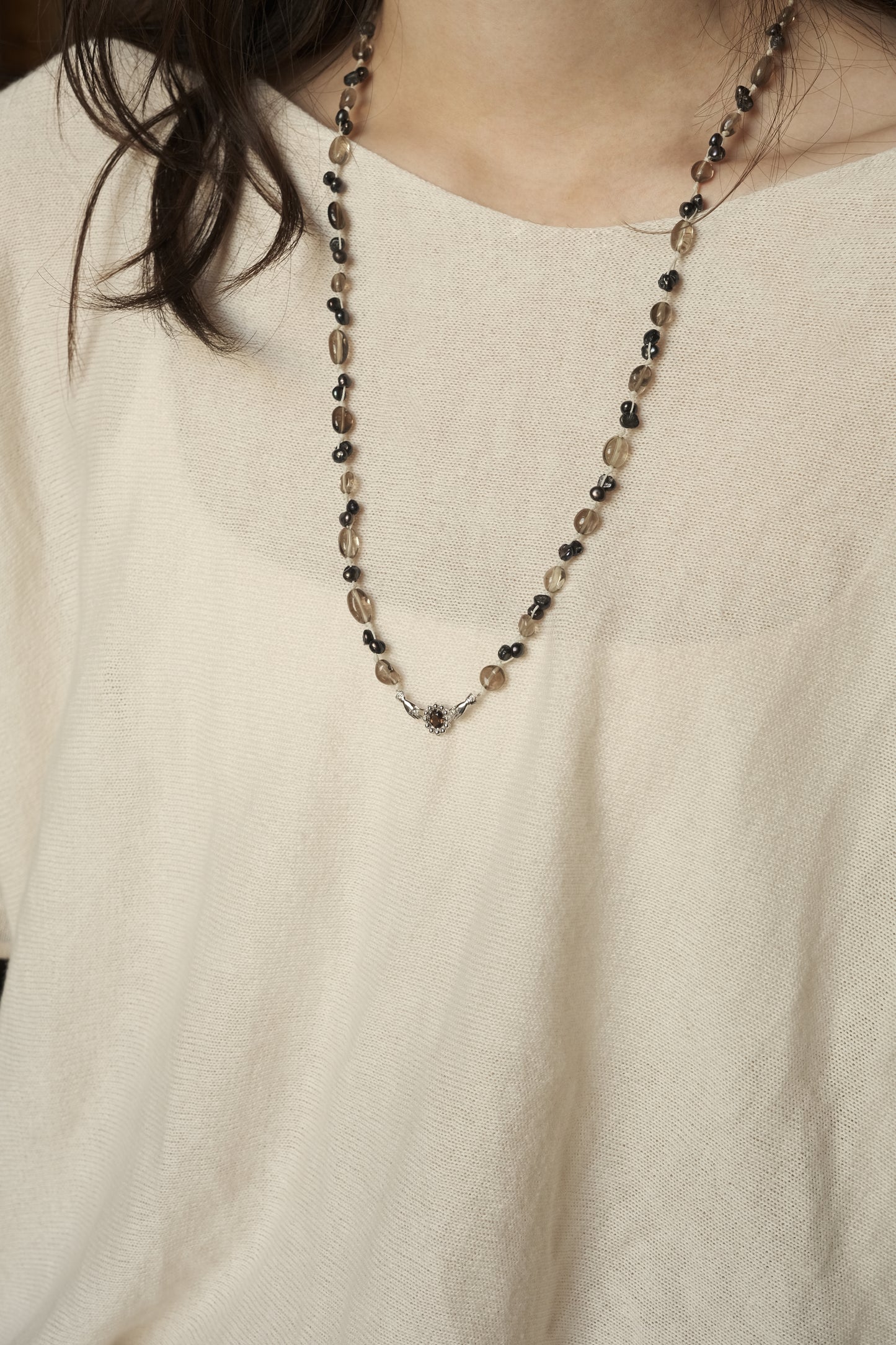 BOUQUET CRYSTAL NECKLACE