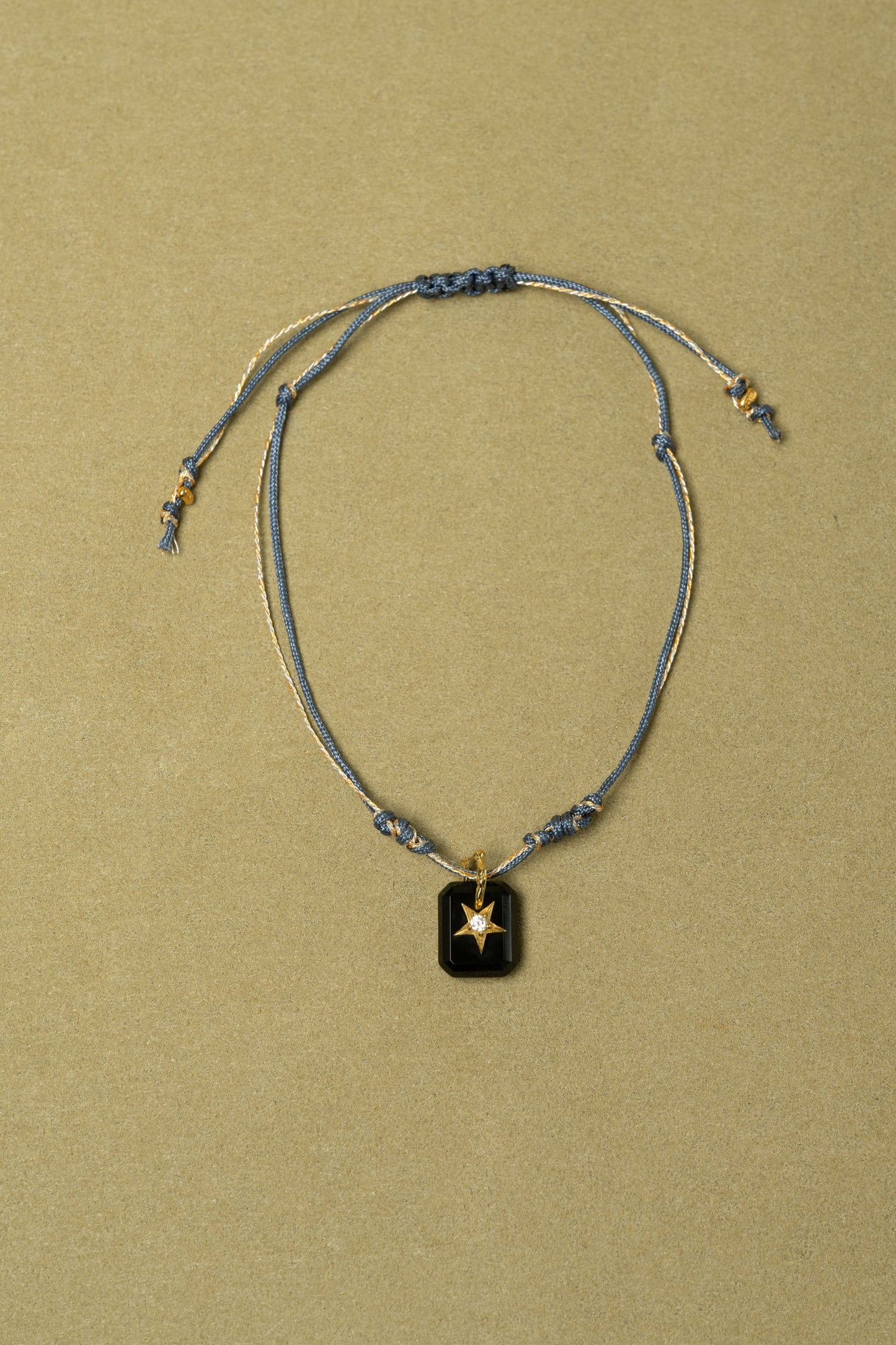 BLACK AGATE STAR BRACELET