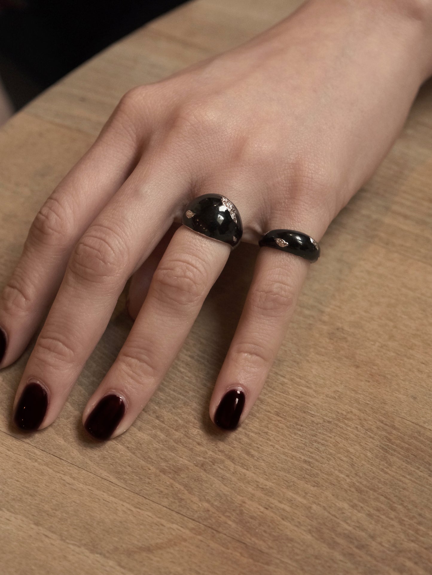 BLACK ENAMEL RING