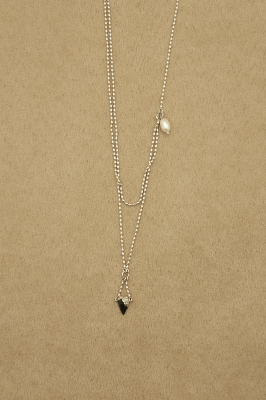 ERODED HEART THIN CHAIN NECKLACE (BLACK, SILVER)