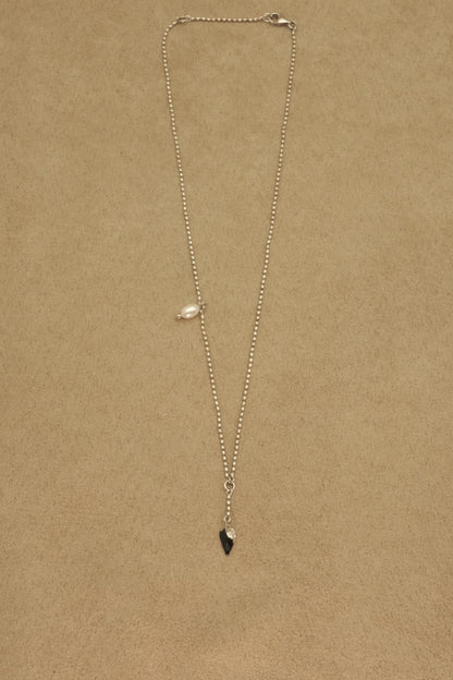 ERODED HEART THIN CHAIN NECKLACE (BLACK, SILVER)