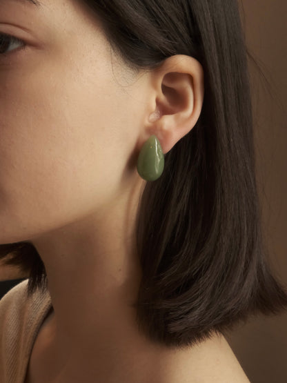 MOSS GREEN RESIN WATER DROP EARRINGS