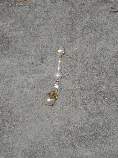 FRESH WATER PEARL DROP EARRINGS SINGLE