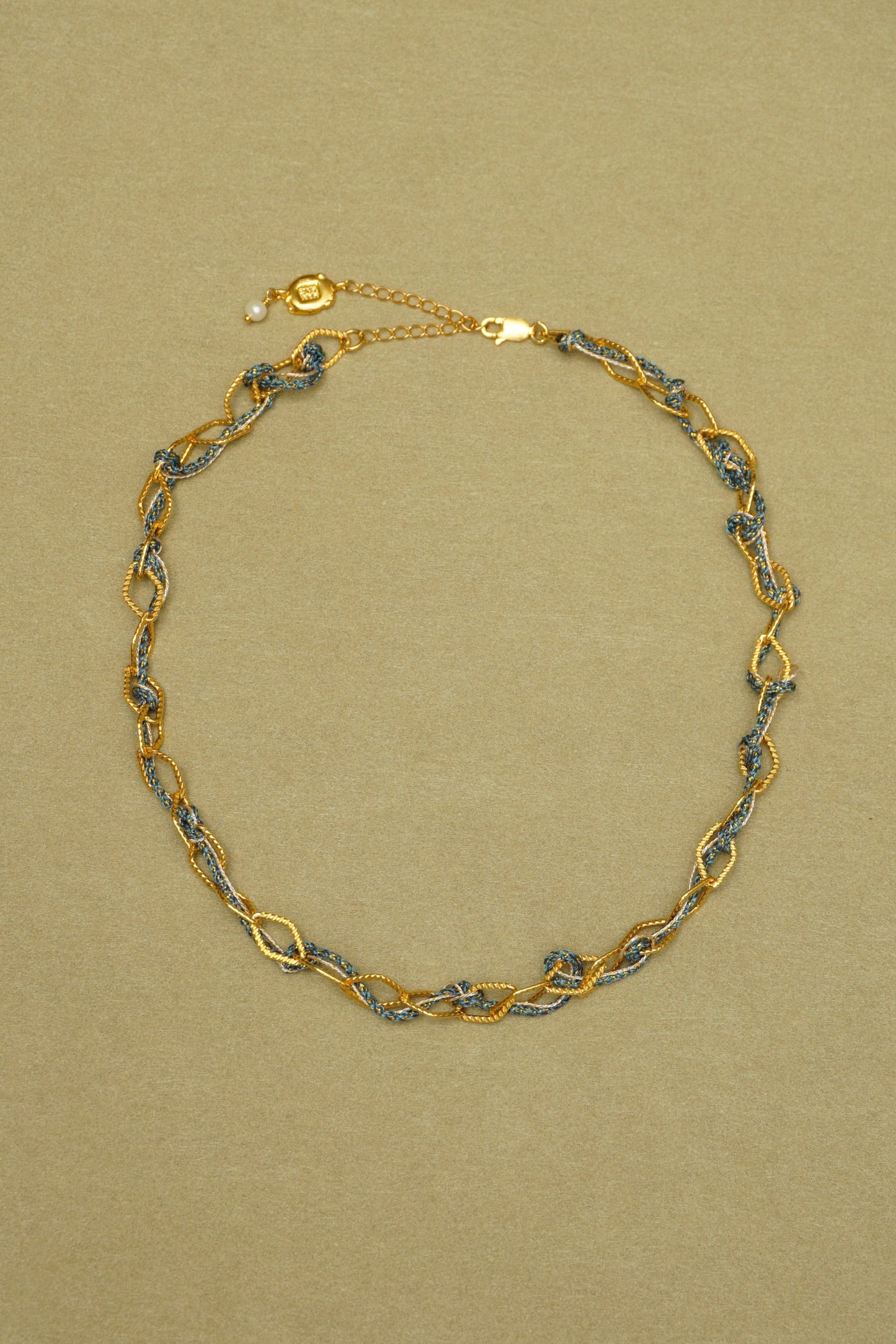 RHOMBUS BRAIDED NECKLACE