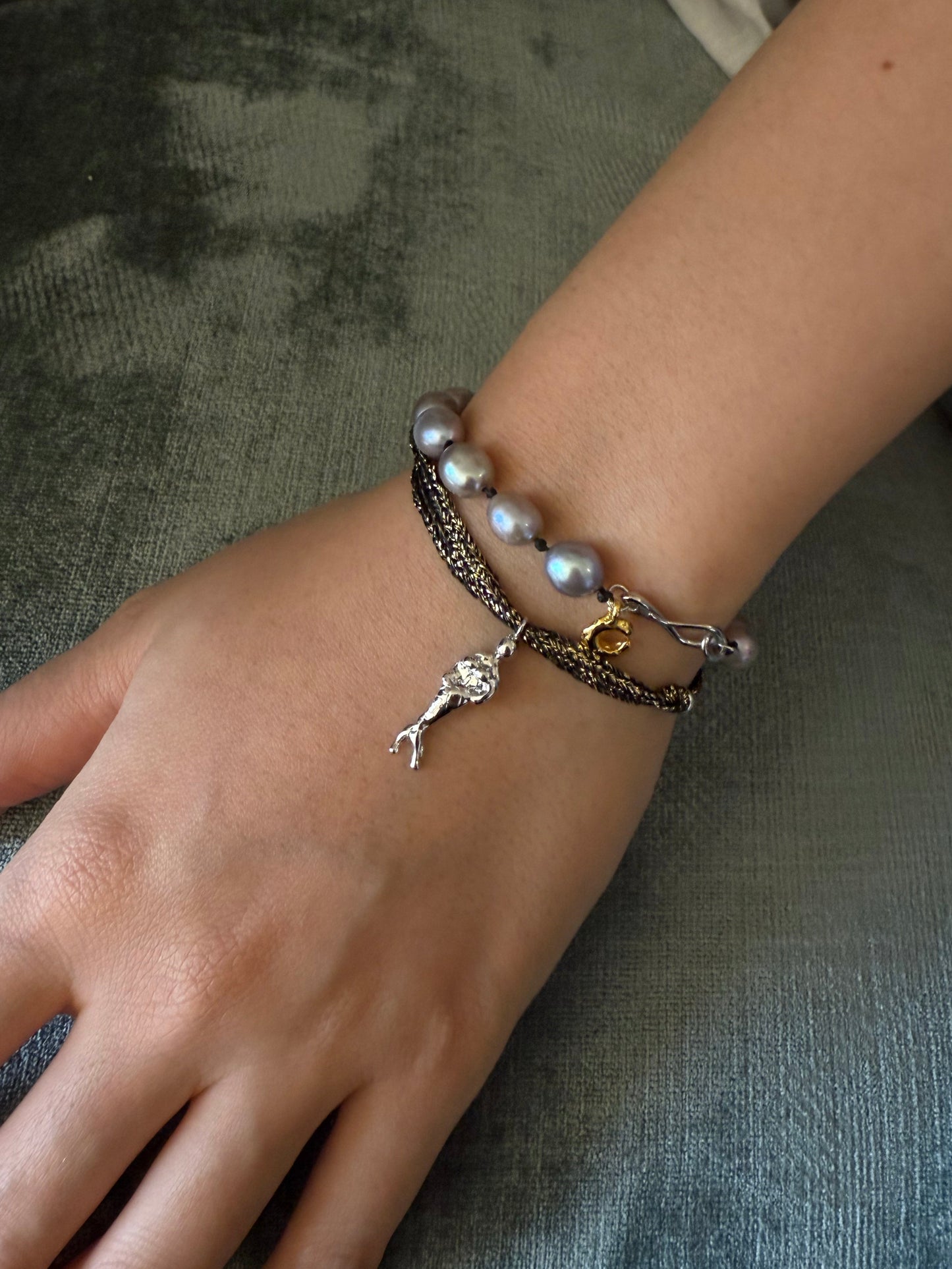 MERMAID BRAIDED BLACK-GOLD CORD BRACELET