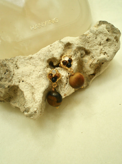 TRICOLOR FLORAL DROP EARRINGS