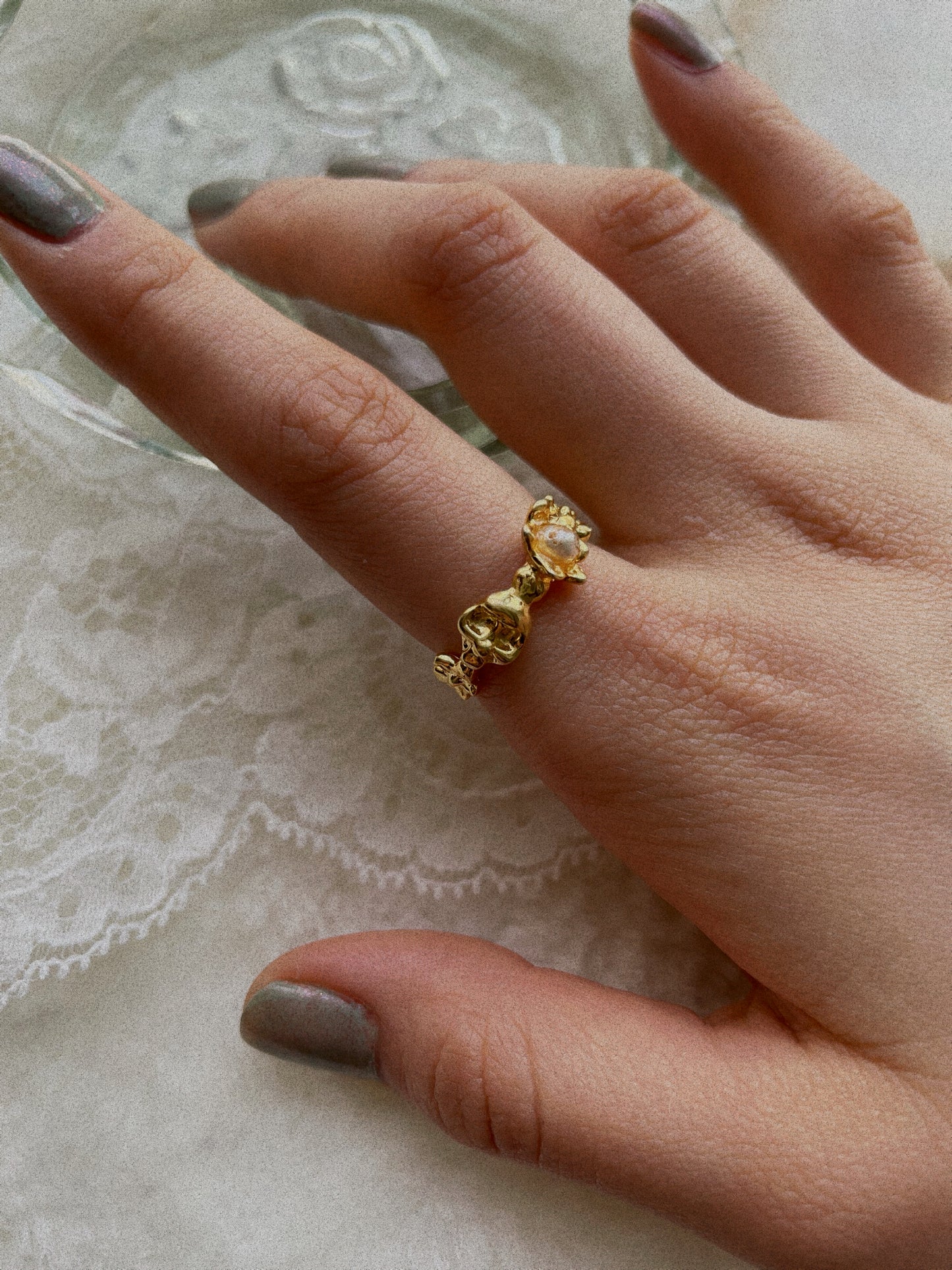 GOLD FLORAL SKULL RING WITH PEARL