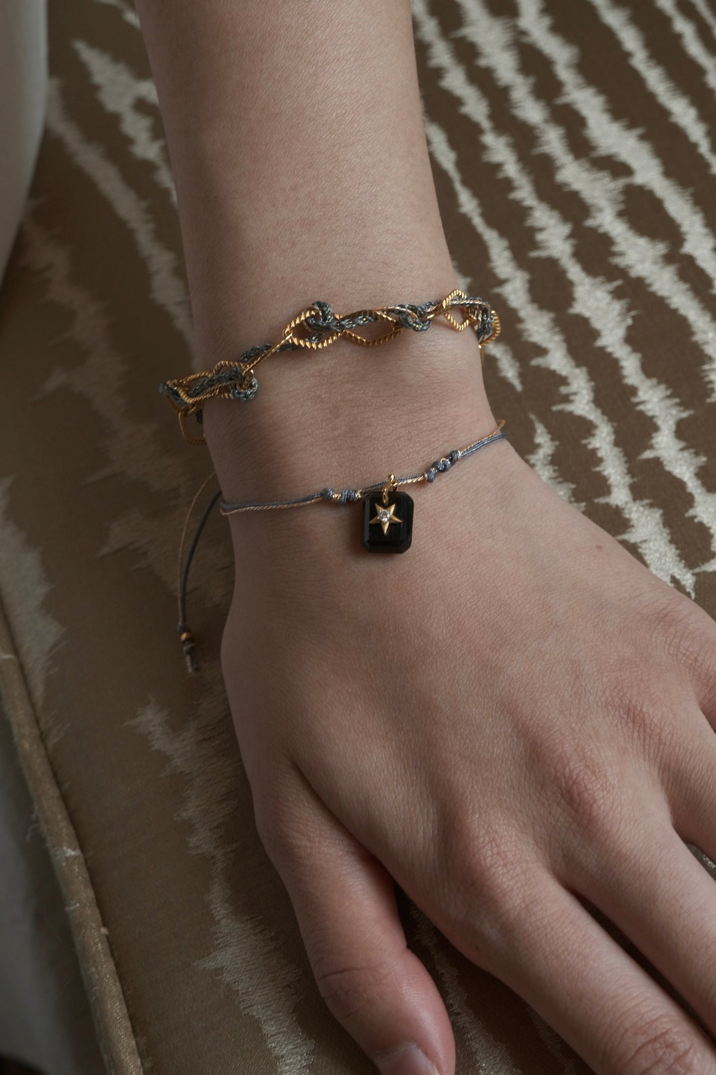 BLACK AGATE STAR BRACELET