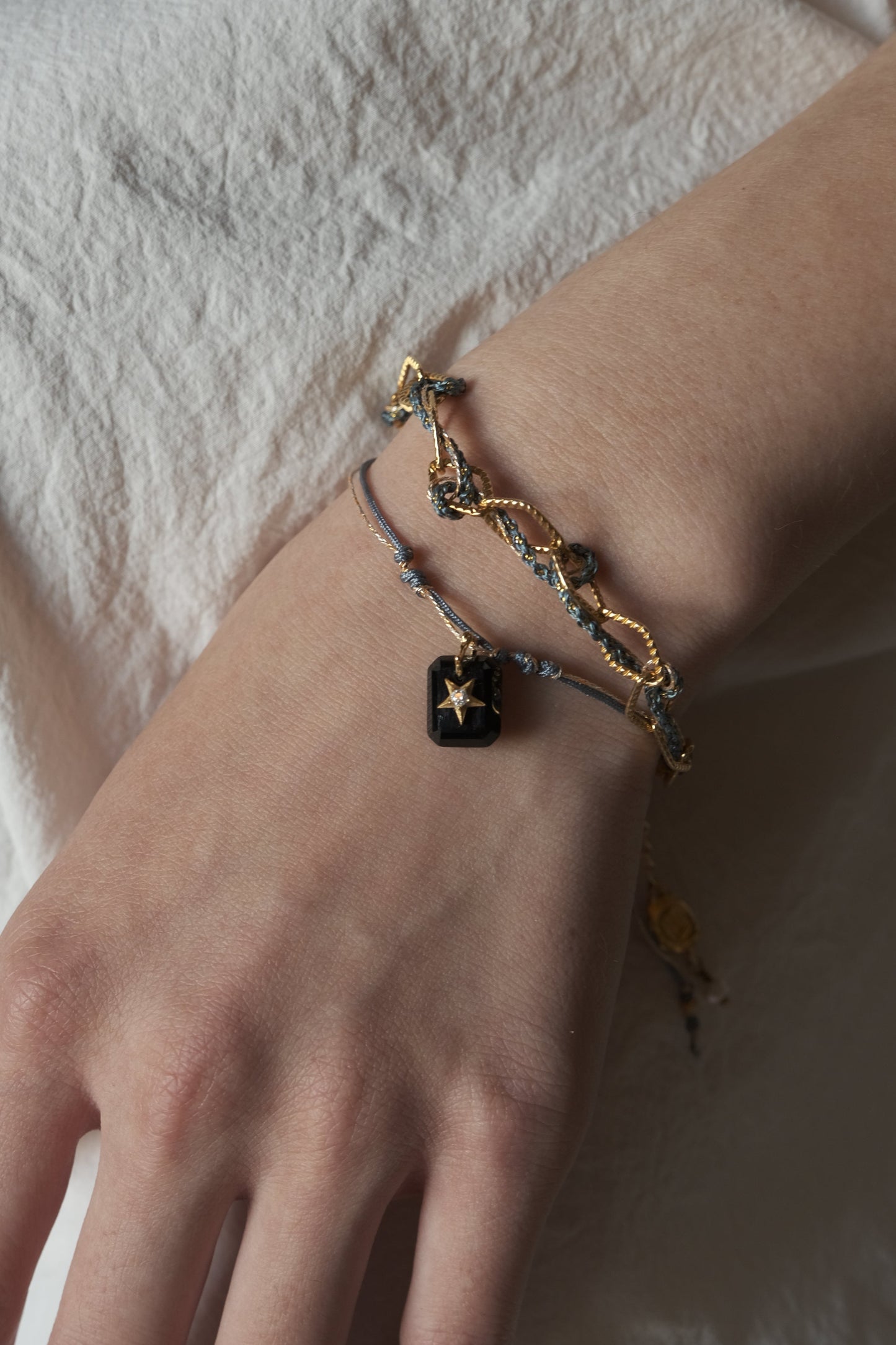 BLACK AGATE STAR BRACELET