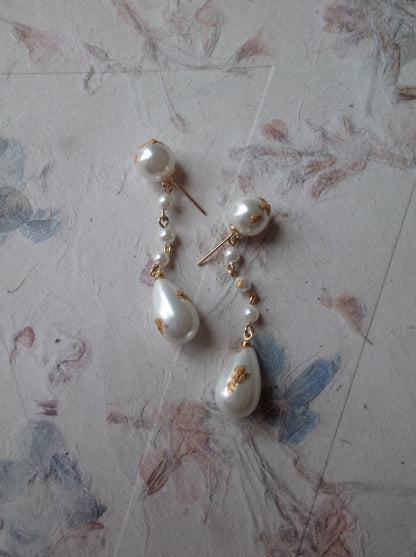 EARRINGS WITH PEARL