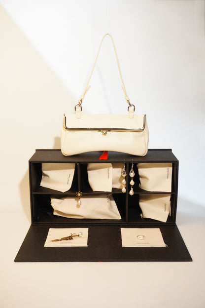 HANYING GIFT BOX ON SALE