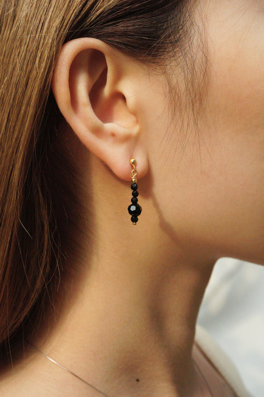 BLACK CRYSTAL BEADED EARRINGS