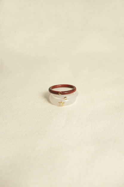 WHITE AGATE MOON RING