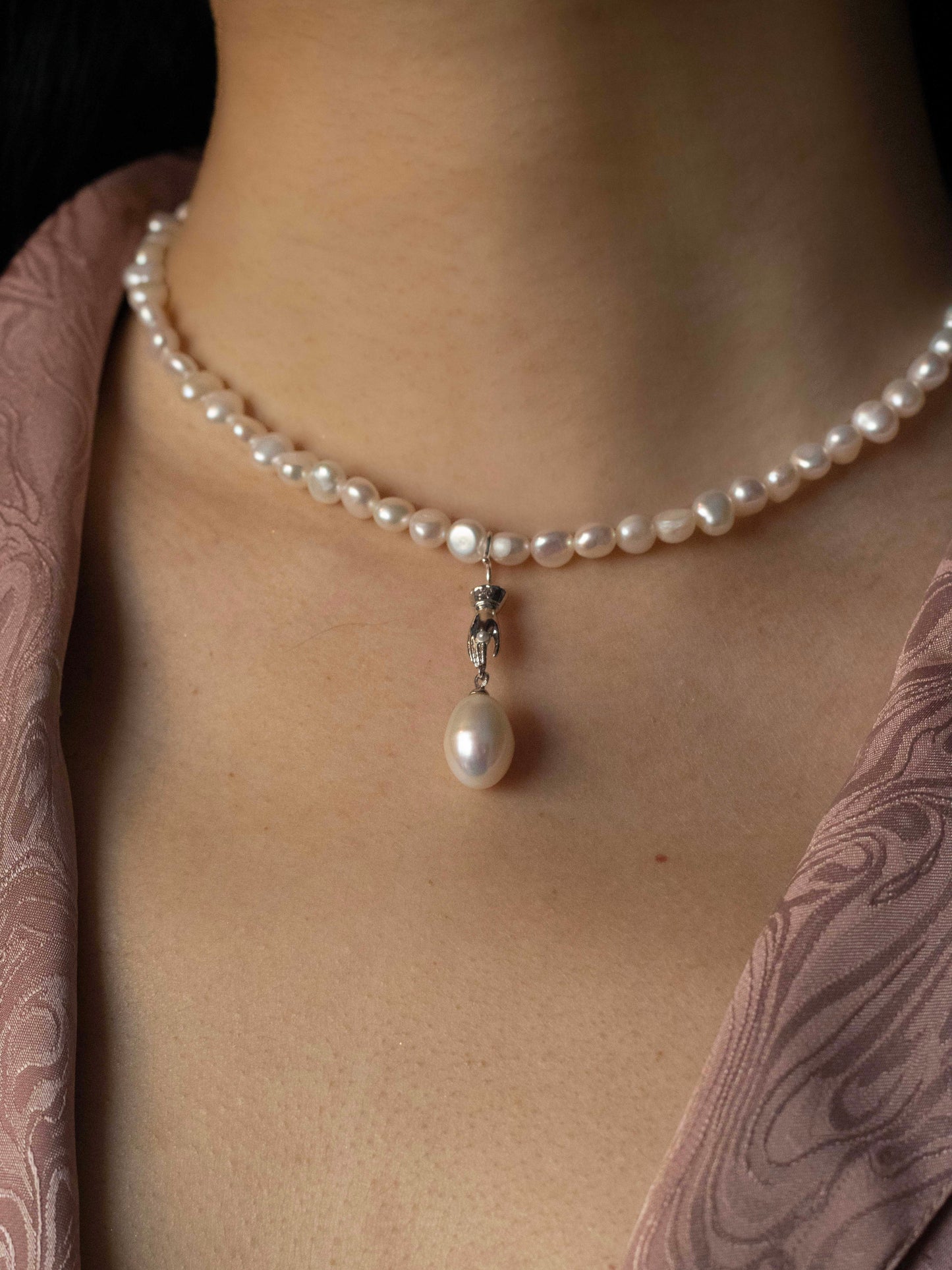 LANTERN PEARL NECKLACE