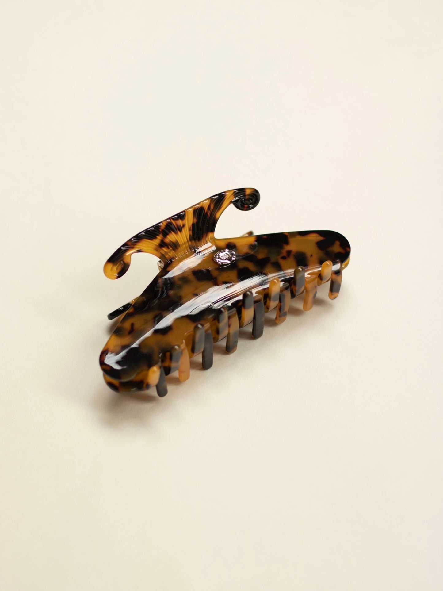 TORTOISESHELL HAIR CLIPS