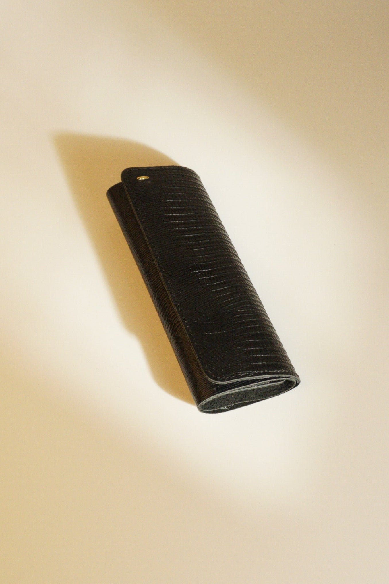 FOLDABLE COWHIDE JEWELRY POUCH