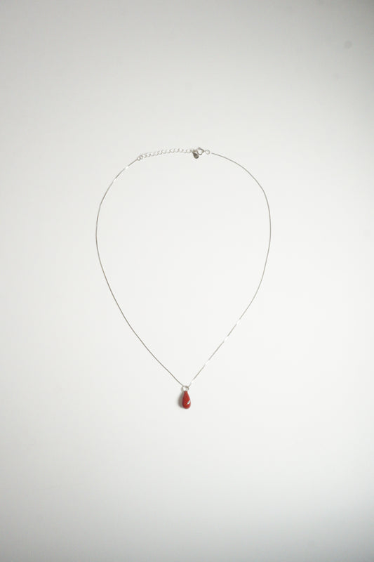 TEARDROP NECKLACE WITH RED ENAMEL