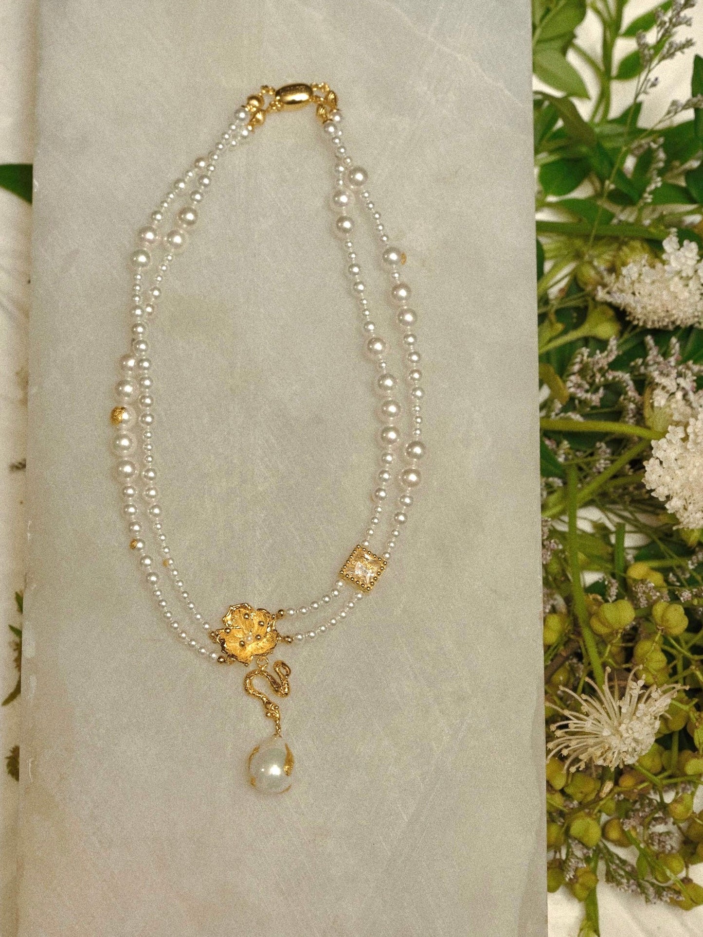 BLOSSOM AND SNAKE DOUBLE PEARL CHOKER