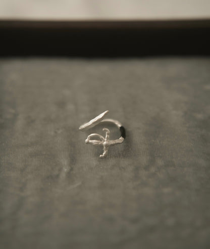 CURVED SWORD ENAMEL RING