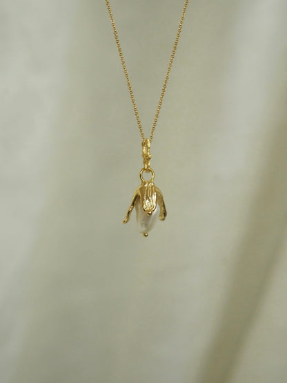 PEARL LILAC PENDANT (GOLD)