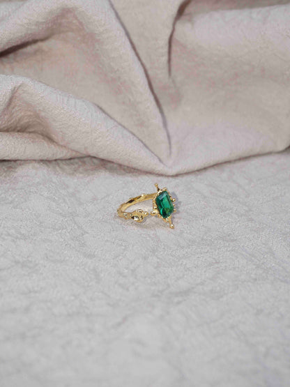 SQUARE EMERALD TALISMAN RING