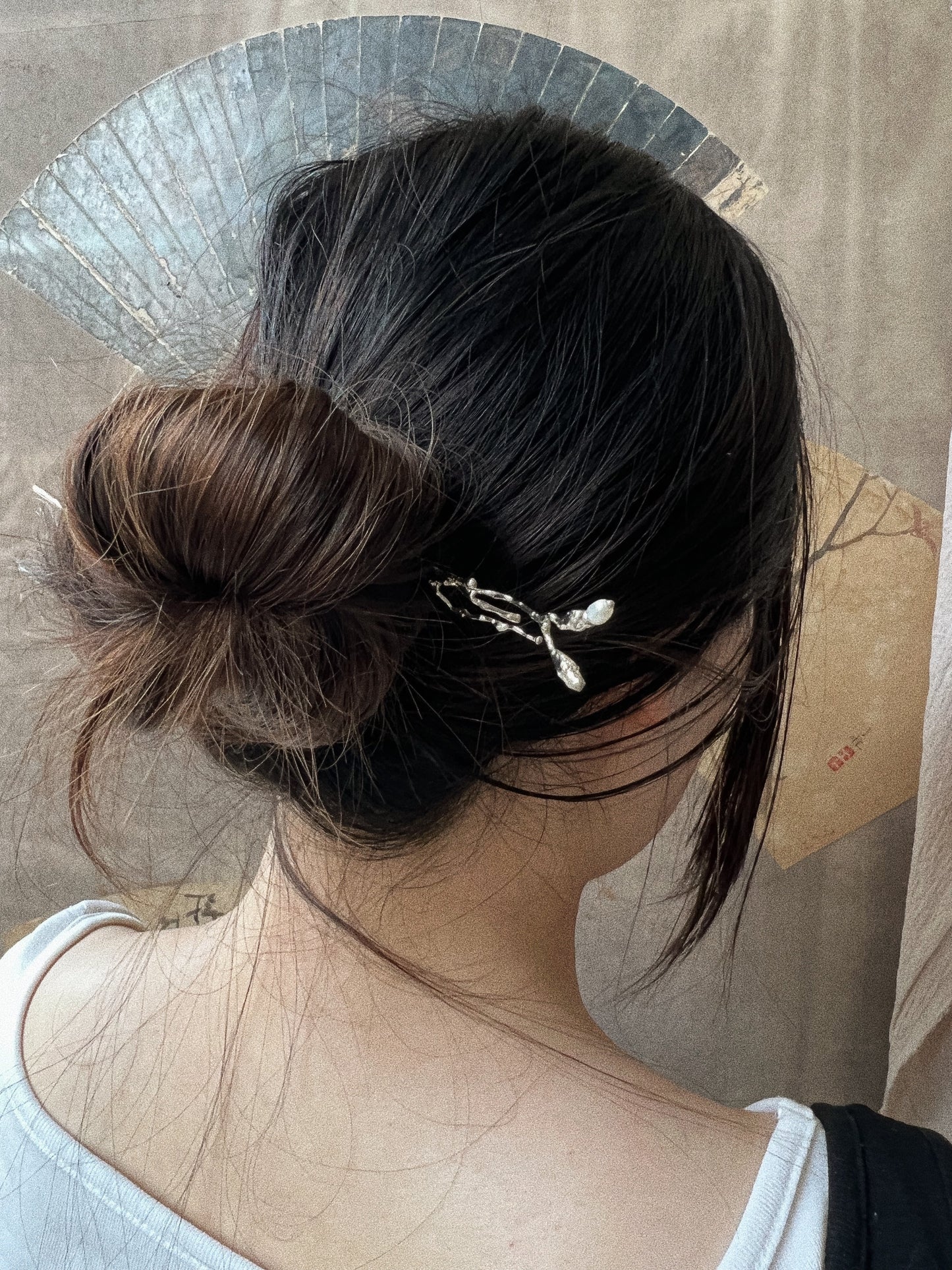 GRAVEL FLOWER HAIRPIN WITH FRESH WATER PEARL(SILVER)