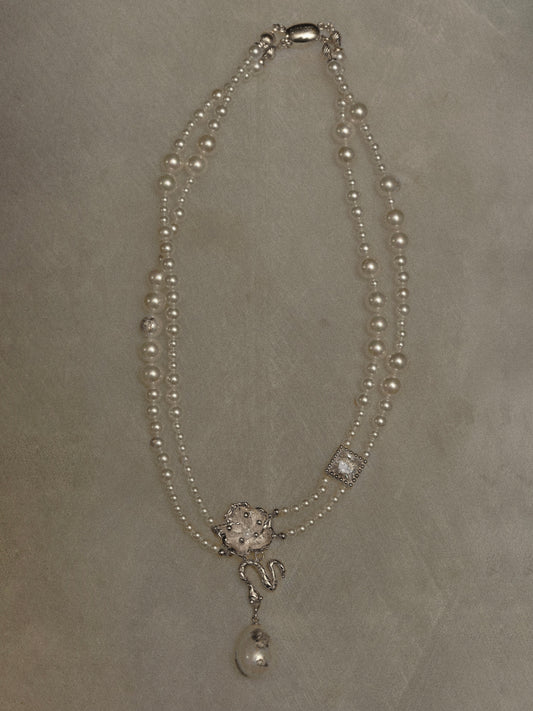 BLOSSOM AND SNAKE DOUBLE PEARL CHOKER (SILVER)