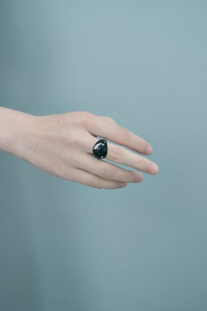 CURVED BLACK ENAMEL RING