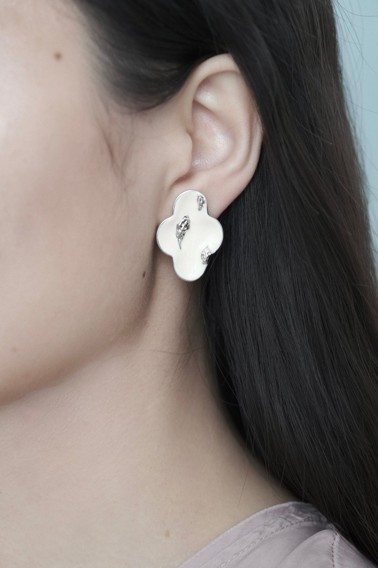 PEONY MILKY WHITE ENAMEL EARRINGS