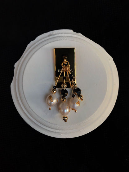 GOLD PLATED SHORT POCKET CLIP WITH CRYSTAL AND PEARL