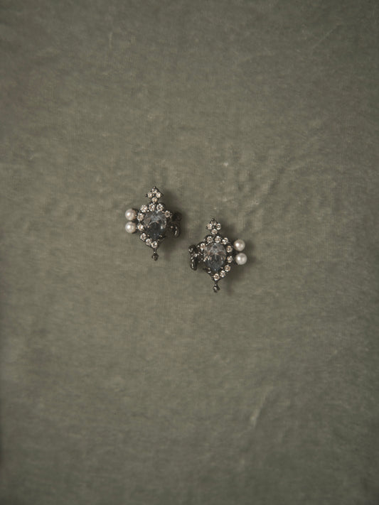 MELTED PEARL EARRINGS WITH ZIRCON (LIGHT BLUE)