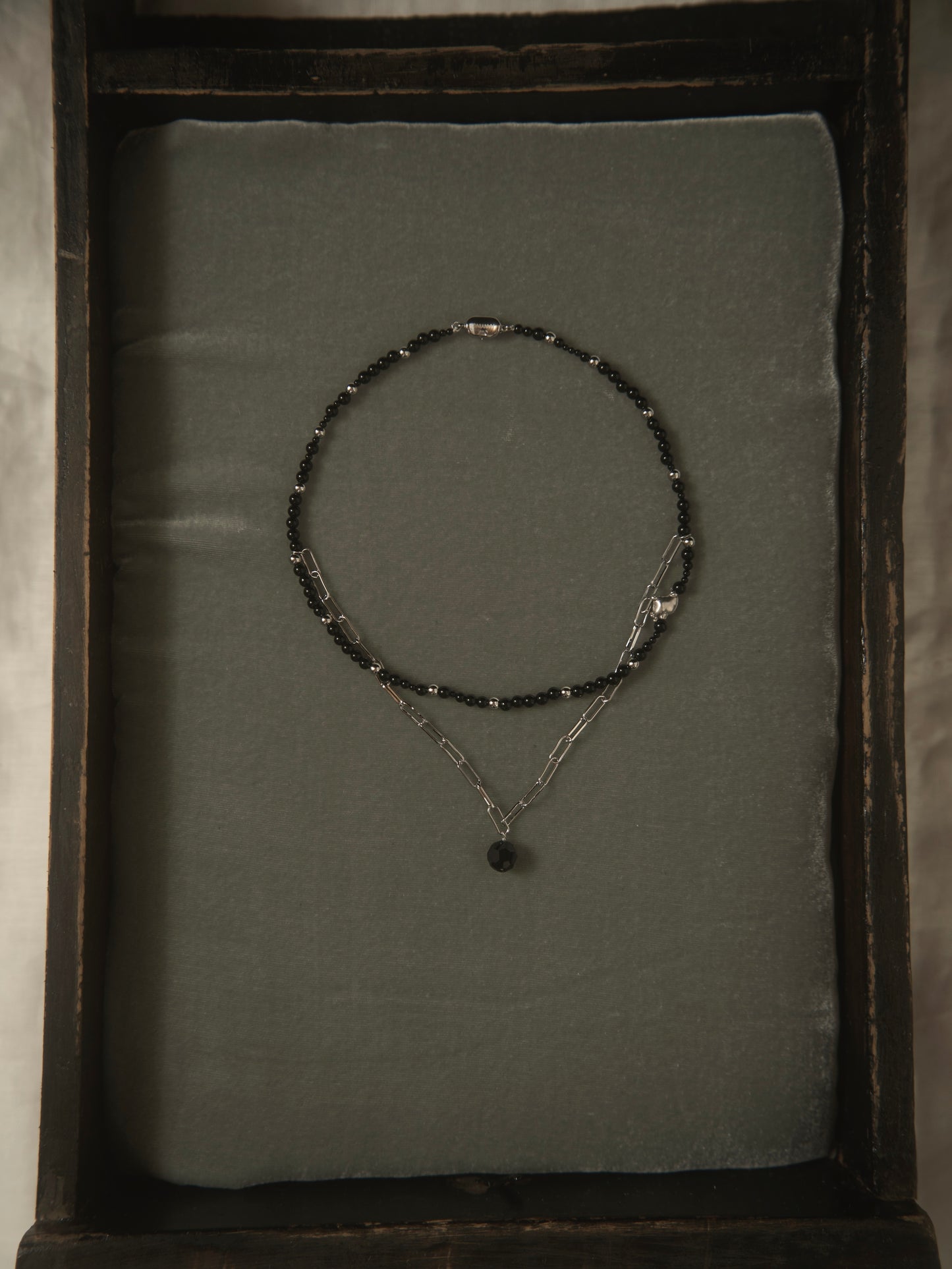 BLACK AGATE CHAIN LAYERED NECKLACE (SILVER)