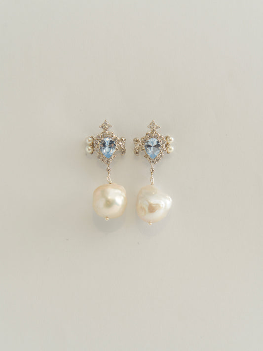 MOLTEN ZIRCON WITH BAROQUE PEARL EARRINGS (LIGHT BLUE)