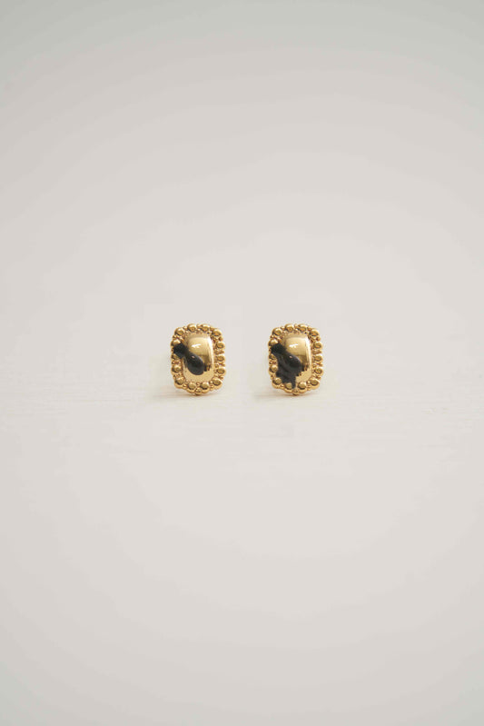 STERLING FLORAL GEMSTONE STUD EARRINGS (GOLD)