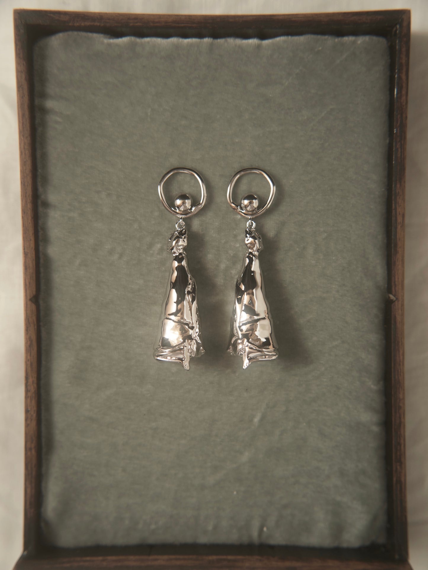 HANYING X YINGPEI BELL-SHAPED EARRINGS (SILVER)