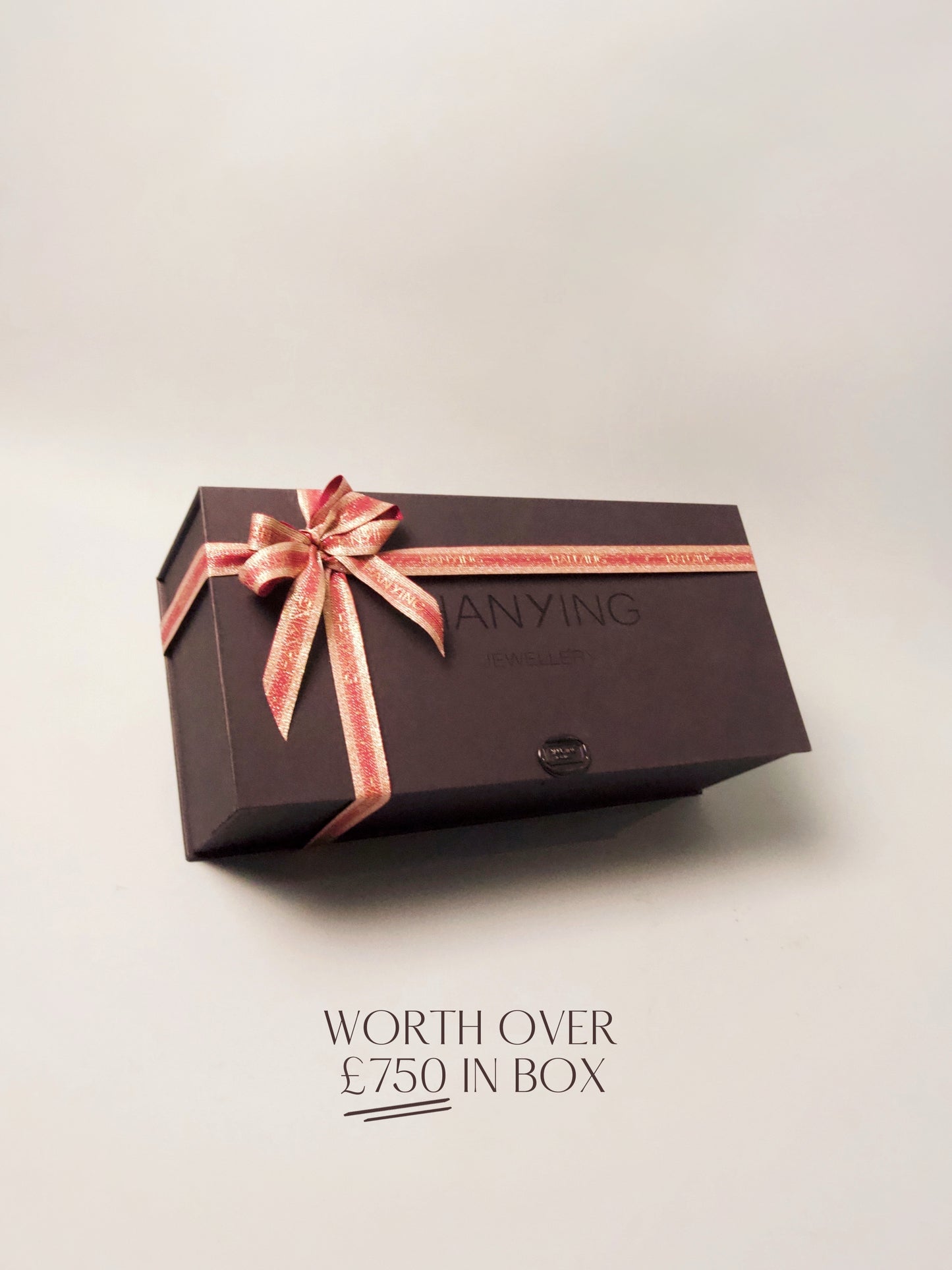 HANYING GIFT BOX ON SALE