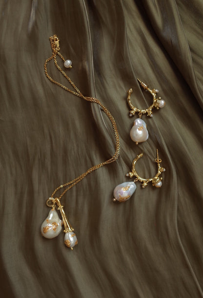 EARRINGS WITH FRESH WATER PEARLS